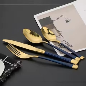 Ensemble de couverts en acier inoxydable de luxe moderne avec poignées design, écologique, compatible lave-vaisselle, léger, durable, poli miroir - Product Image 5