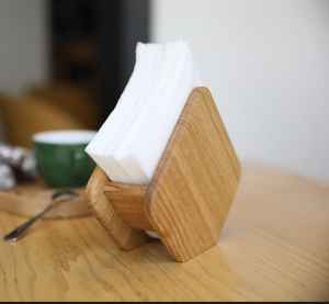 NatureNest Porte-mouchoirs en bois Décor de table durable - Product Image 1