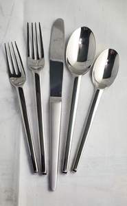 Cubiertos de Acero Inoxidable de Estilo Indio Auténtico, Inspirados en la Herencia, con Detalles Grabados para Bodas - Product Image 6