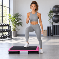 Plateforme de step réglable en PE de 110 cm avec marches amovibles et surface texturée antidérapante, modèle PFASP01