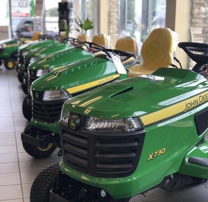 Tractor Cortacésped John Deere X950R de 25hp para Jardín con Recolector de Alta Capacidad en Oferta - Product Image 5