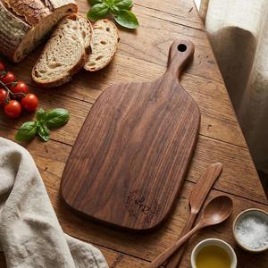 Planche à découper en bois avec poignée, lavable au lave-vaisselle, écologique, antibactérienne, en résine, planche à découper pour le fromage, de haute qualité - Product Image 4