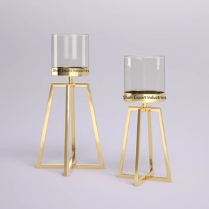 Porte-ouragans en métal et en verre le plus vendu pour la maison et la table de mariage bougeoir décoratif ouragans dorés - Product Image 5