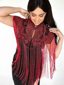 Robes de soirée élégantes à cape perlée, luxueuses robes de club en mousseline de polyester, accentuant un look stylé pour une tenue formelle - Product Image 5