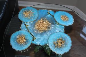 Bandeja decorativa de Arte de resina, pieza de decoración moderna para el hogar para uso diario, bandeja de resina epoxi hecha a mano con posavasos, precio asequible - Product Image 2