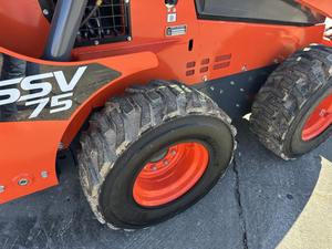 Minicargador Kubota SSV75 2023 - Product Image 2