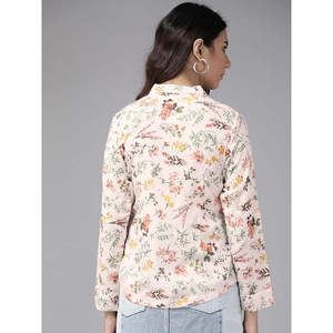 Blusa Informal Elegante de Rayón con Estampado Floral Multicolor para Mujer, Talla XL, con Logotipo Bordado Vintage y Decoración de Botones, para Varias Temporadas (Primavera) - Product Image 2