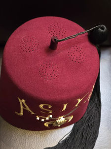 หมวกเฟซขนสัตว์ VTG Shriners ขายดี คุณภาพสูง หมวกฟรีเมสันสีเบอร์กันดีแบบสั่งทำพิเศษ สำหรับใส่ลำลอง เล่นกีฬา ไปเที่ยวชายหาด ท่องเที่ยว สินค้าขายดี - Product Image 3