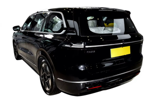 T Avatr 12 Modèle 2024, berline électrique futuriste Gran Coupé noire - Product Image 4