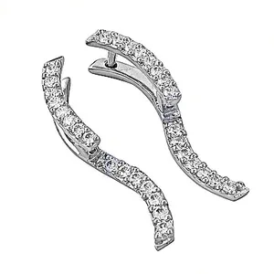 Boucles d'oreilles délicates pour femmes en argent avec cristaux et zircone cubique, design incurvé - Product Image 1