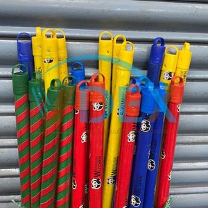 Articles de cuisine et accessoires ménagers-couvercle en PVC de grain de Panda bâton de balai en bois - Product Image 5