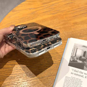 Funda Magnética Antigolpes de TPU con Estampado de Leopardo de Lujo para Teléfonos Móviles 17/16/15/14 Plus - Product Image 2