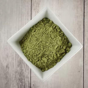 Poudre de feuilles de neem biologique pour le soulagement de l'inflammation et des rougeurs du cuir chevelu, traitement apaisant ayurvédique naturel pour les peaux sensibles - Product Image 6