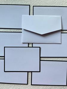 Enveloppes de doublure élégantes faites sur commande jumelées avec des invitations de mariage assorties pour créer une suite luxueuse coordonnée de mariage. - Product Image 4