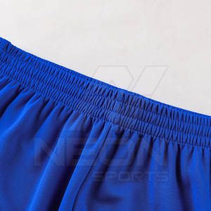 ชุดยูนิฟอร์มฟุตบอลแบบกำหนดเองพร้อมพิมพ์โลโก้ ลดราคาสุดคุ้ม สวมใส่สบาย น้ำหนักเบา เหมาะสำหรับการฝึกซ้อม - Product Image 4