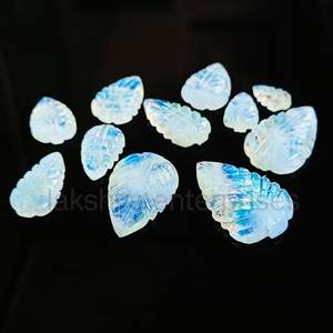 Cuentas de hojas talladas a mano de piedra lunar de arcoíris para fabricación de joyas, suministros de piedras preciosas sueltas de mayorista 25x30mm - Product Image 3