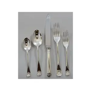 Juego de cubiertos de acero clásico al por mayor, juego de cubiertos de metal de diseño admirable para uso doméstico y hotelero, suministro a granel. - Product Image 1
