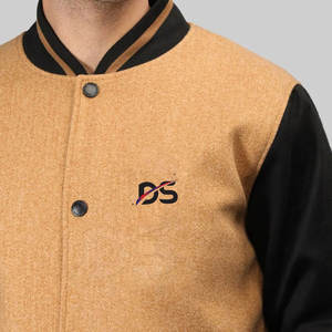 แจ็คเก็ตเลตเตอร์แมนผู้ชาย ดีไซน์ล่าสุด คุณภาพสูง ระบายอากาศได้ดี ปักโลโก้ด้านหน้าได้ตามต้องการ น้ำหนักเบา เป็นมิตรกับสิ่งแวดล้อม เหมาะสำหรับฤดูหนาว - Product Image 6