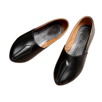 Nouvelle conception, bonne qualité, chaussures ajustées élégantes, chaussures Khussa pour hommes, en cuir, noires, décontractées, tendance, légères