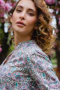 Robe Ambiente imprimée à la main, coton bohème, décontractée, occasionnelle, coton pur, fabrication artisanale, mode éthique, floral, gris rose - Product Image 2