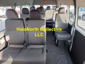 Toyota Hiace Commuter Bus 2014 Usado, Volante a la Derecha, Transmisión Automática/Manual, Furgoneta Económica Usada, Tracción Trasera, Motor Diésel, 15 Asientos - Product Image 4