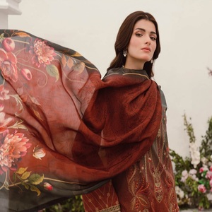 Venta al por mayor de trajes de 3 piezas de diseñador pesado Maxi Lawn ropa original de marca pakistaní e india Lehnga Choli de Ramsha - Product Image 6