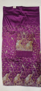 Tenue de Luxe Tendance : Tissu George Nigérian en Taffetas Tissé, Motif Floral, Broderie de Pierres, Design Intricate, Idéal pour les Fêtes - Product Image 5
