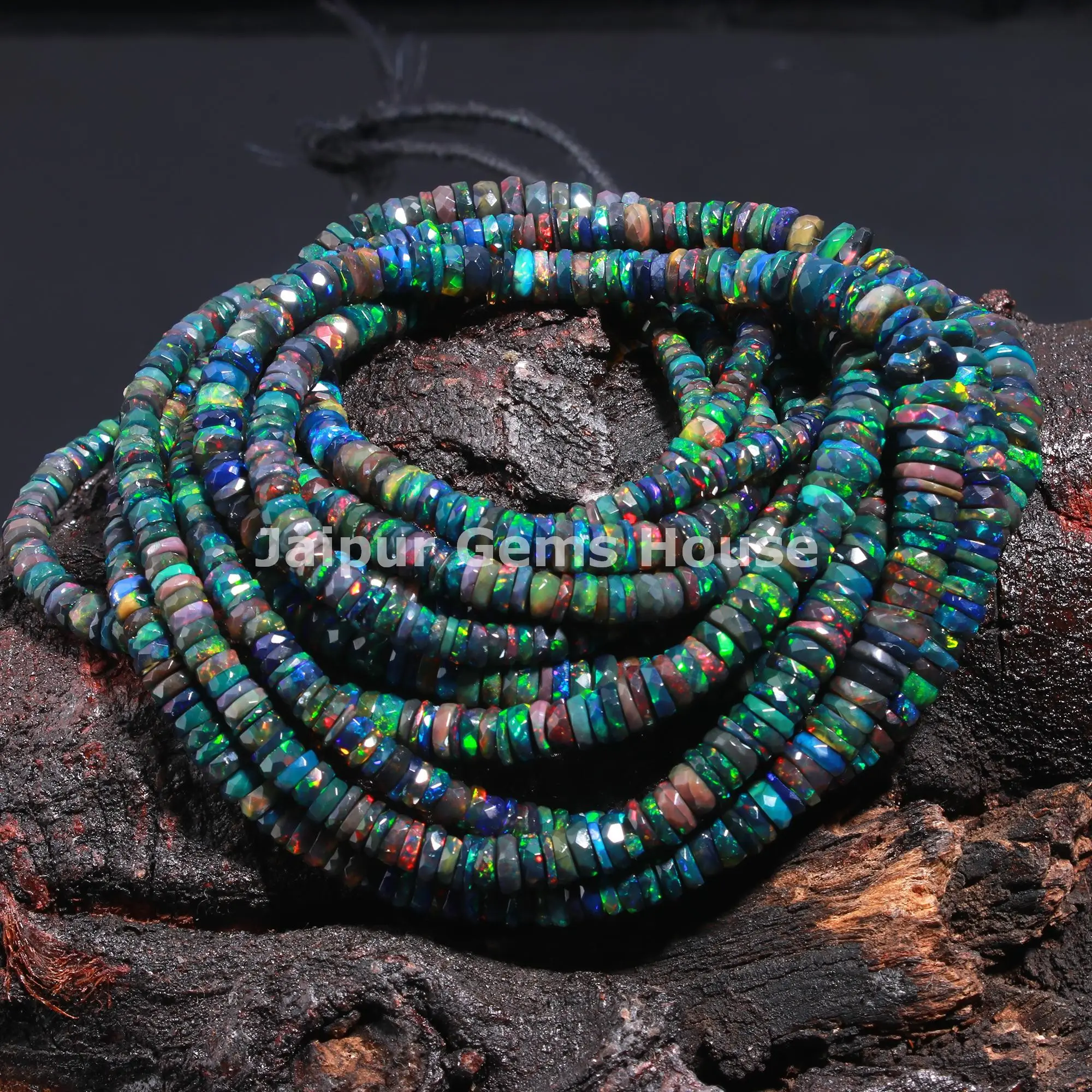 Hot Selling Natuurlijke Zwarte Ethiopisch Opaal Facet Band Vorm Multi Fire Opal Heishe Kralen Vuur Kralen Groothandel Opaal Kralen Sieraden