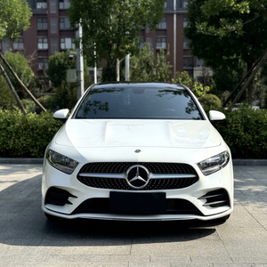 รถยนต์ใหม่พวงมาลัยซ้าย ปี 2022 รุ่น A-Class Facelift ซีดาน เครื่องยนต์เบนซินเทอร์โบ เกียร์อัตโนมัติ หลังคาพาโนรามิก ไฟ LED สำหรับส่งออก - Product Image 1
