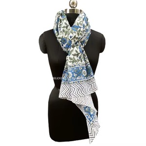 Foulard en soie d'art numérique traditionnel pour femmes fait à la main 90X90 cm motif de points imprimé numérique accessoire élégant pour femmes 2025 - Product Image 1