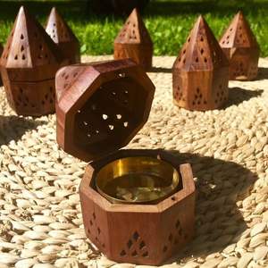 GARDEN 2025 New Wood Mother of Pearl Bakhoor Burner Incense Madhkan Burner Arabic Oud Burner for Home Fragrance for Ramadan - Product Image 6