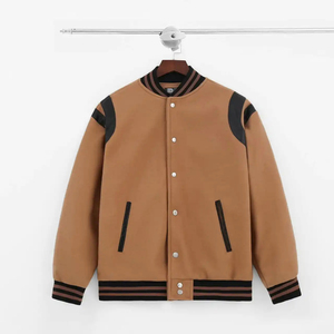 Veste universitaire en laine rouge personnalisée pour homme avec logo, manches en cuir blanc, col montant, écologique, qualité supérieure, motif lettres en chenille - Product Image 1