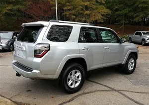 Véhicule 4 RUNNER TRD OFFROAD V6 4.0L 4X4 parfaitement utilisé 2020 conduite à gauche conduite à droite voitures d'occasion à vendre - Product Image 2