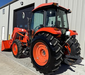 รถแทรกเตอร์คูโบต้า M7060 ขับเคลื่อน 4 ล้อ สำหรับการเกษตร LA1154 รถแทรกเตอร์คูโบต้าสำหรับการเกษตร - Product Image 3