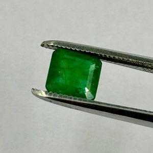 Piedra preciosa de corte Octágono de Esmeralda Natural de 1,00 quilates de grado Superior 6,4mm x 6,3 verde sin tratar para joyería de collar - Product Image 4