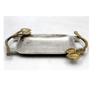 Bandeja de hojas de aluminio de primera calidad, bandeja de servicio decorativa de Metal artesanal para bodas, bandeja de servicio de mesa de alta calidad - Product Image 4