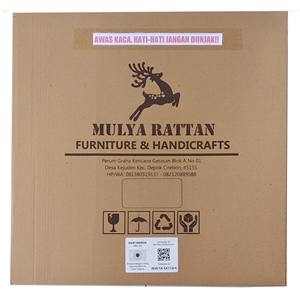 Miroirs muraux d'intérieur de maison au design traditionnel de haute qualité en vente en gros avec cadre en rotin et osier en bois clair emballé dans une boîte - Product Image 6