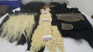 Bundles de cheveux bouclés naturels Remy non transformés pour jeunes donneurs indiens 28-36 pouces Extensions de perruques de dentelle brutes à la fin saine pour les humains - Product Image 2