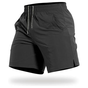 กางเกงขาสั้นผู้ชายสไตล์ไฮสตรีทสำหรับทุกฤดูกาลพร้อมกระเป๋าคาดเอวยางยืดและช่องเก็บของแบบแข็ง - Product Image 1