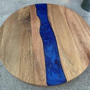 Planches à découper en bois d'acacia, résine époxy - Product Image 3