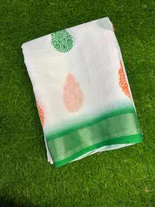 ผ้าไหมวานเด มาการาม ฮีเทอเรจ ซิลค์ สวадेश ซารี ผ้าไหมแท้ ทอแบบไตร-คัลเลอร์ ทิรันกา สีเหลืองอำพัน มรกต ผ้าไหมราชวงศ์ สไตล์ลำลอง - Product Image 4