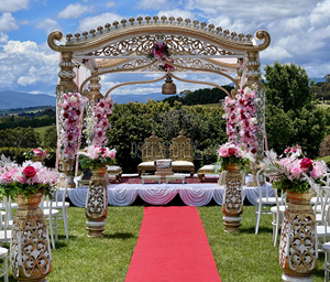 มณฑปงานแต่งงานแบบสามเสาที่สวยงาม วิดีโอแสดงมณฑปงานแต่งงานยอดนิยมในสหรัฐอเมริกา ผลิตจากไฟเบอร์ สำหรับพิธีแต่งงานแบบทamil  ผู้ผลิตจากสหรัฐอเมริกา - Product Image 3