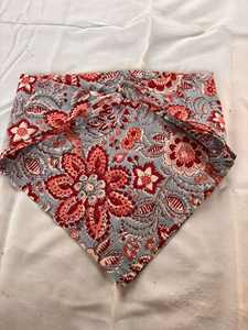 Bandana bufanda hecha a mano bloque estampado Bandana en frambuesa oscura y color verde-Bandana de algodón orgánico hecha a mano al por mayor - Product Image 5