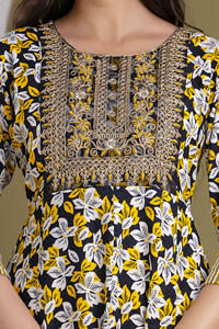 Vestido largo de calidad superior, bordado de secuencia, trabajo lateral, telar manual Dori, fabricante indio - Product Image 6