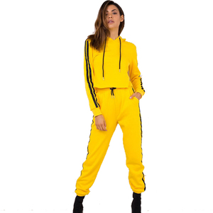 Chándal para correr de algodón de dos piezas para mujer Otoño/Invierno nueva llegada traje de moda personalizado OEM venta al por mayor estilo frontal plano - Product Image 4