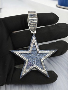Pendentif Étoile de Luxe en Moissanite Bleue, Bijoux Hip Hop Sertis de Pierres en Argent 925 avec Passant Taillé Diamant - Product Image 1