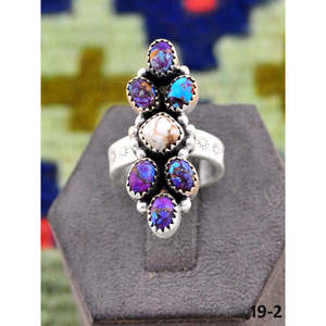 Bague ajustable de style sud-ouest, faite à la main, avec dahlia violet, cheval sauvage et opale magnésite sertie clos, idéale pour un cadeau - Product Image 2