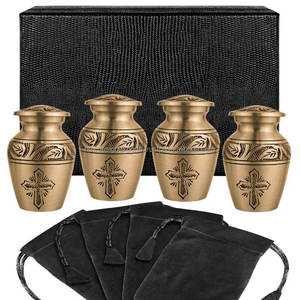 Hermosas urnas de recuerdo pequeñas con cruz de bronce para cenizas de cremación para adultos Juego de 4 estilo americano con bolsas de terciopelo - Product Image 2