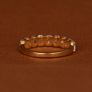 Cojín de diamante cultivado en laboratorio chapado en oro rosa de 14 quilates personalizable corte media eternidad banda de boda estilo moderno joyería de compromiso - Product Image 3