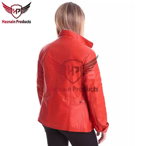 Blouson de motard en cuir véritable rouge pour femme, col montant, en peau de mouton, fermeture éclair avant, poches latérales, coupe ajustée, vêtement d'extérieur chaud et personnalisé - Product Image 2